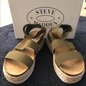 Steve Madden Kimmie Olive Sandals